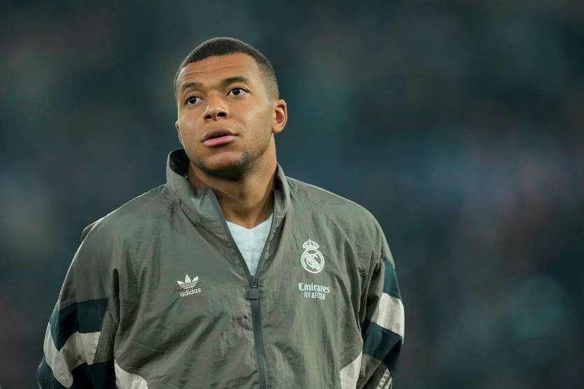 Новини спорту - Борг ПСЖ перед Мбаппе: € 55 млн заблоковано судом