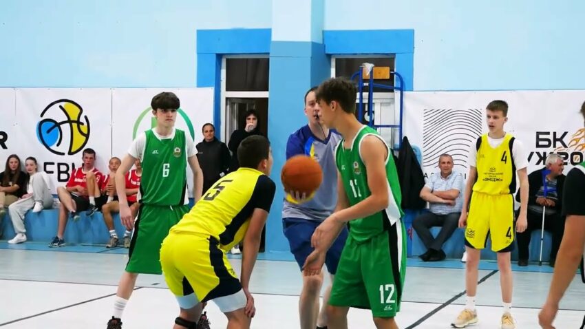 На Закарпатті провели обласний етап «Пліч-о-пліч всеукраїнські шкільні ліги» з баскетболу