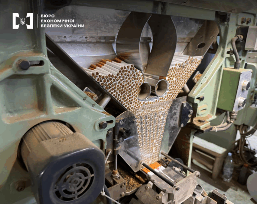 Новини України - БЕБ ліквідувало підпільний тютюновий цех на базі свиноферми