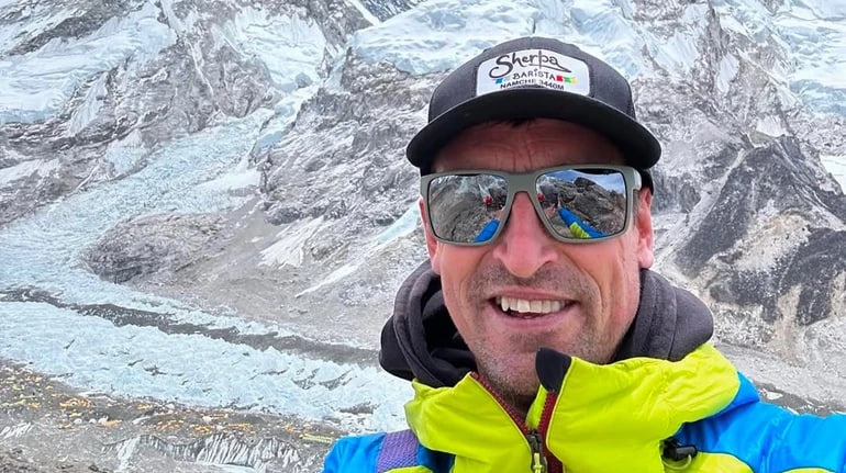 Новини світу - Британський альпініст Кентон Кул встановив новий рекорд на Евересті