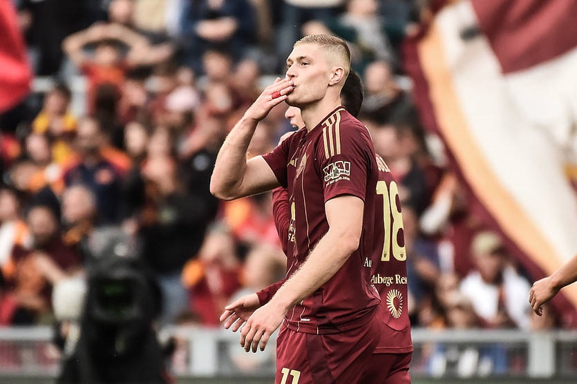 Новини спорту - Довбик назвав фактор, який може вплинути на його майбутнє в Ромі