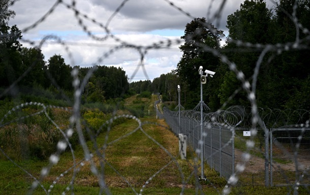 Новини світу - Литва не пропустила через кордон понад 30 мігрантів з Білорусі