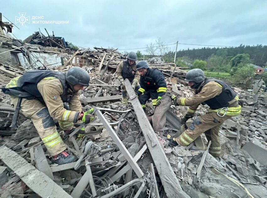 Новини України - На Житомирщині загинули троє дітей через атаку РФ