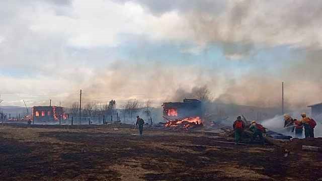 Новини світу - Площа лісових пожеж у Росії зрівнялася з територією Чорногорії