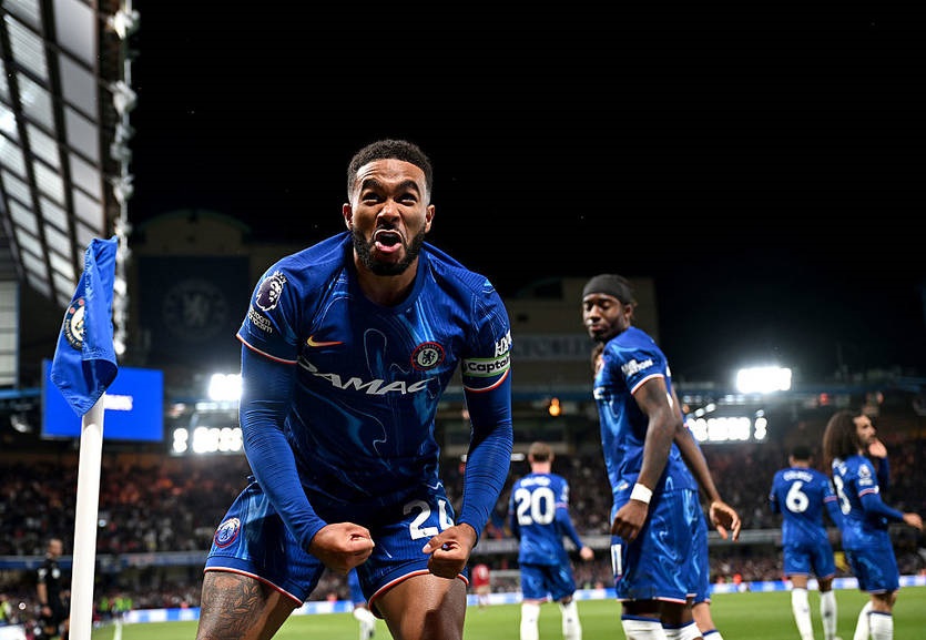 Новини спорту - Розкішна передача Джеймса допомогла Челсі мінімально переграти МЮ