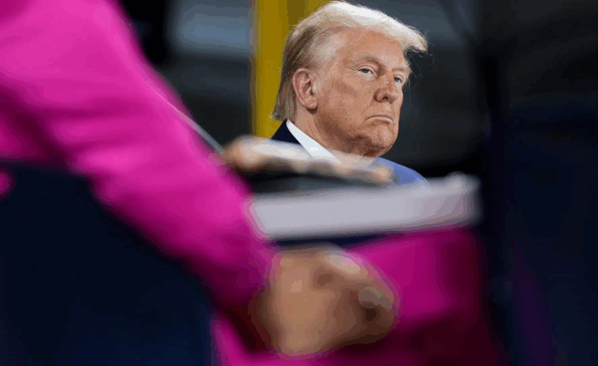 Новини світу - Трамп назвав "надто великим" подарований Катаром літак