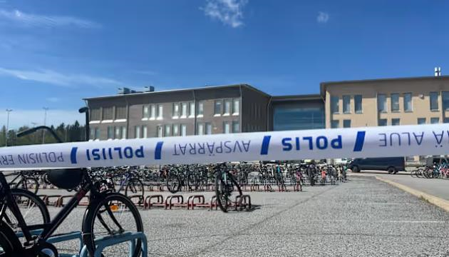 Новини світу - У Фінляндії учень вчинив напад з ножем у школі, троє поранених