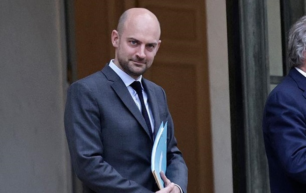 Новини світу - У Франції сказали, чи готові збільшити витрати на оборону до 5% ВВП