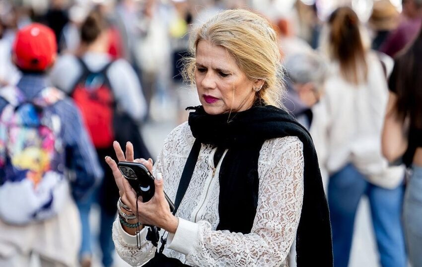 Новини світу - В Іспанії масштабний збій мобільного зв'язку