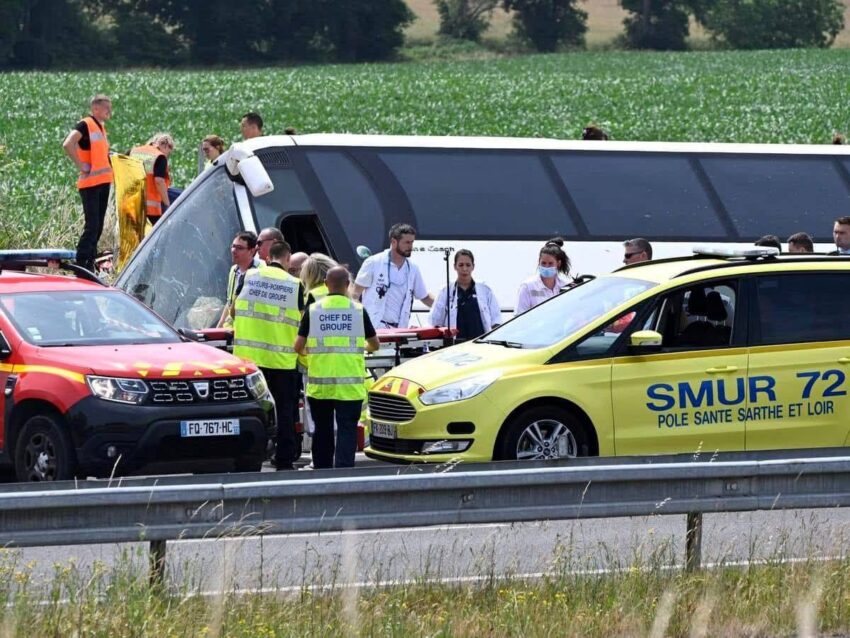 Новини України - Смертельне ДТП з українцями у Франції: відомо про стан постраждалих дітей