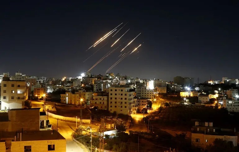 Новини України - Трамп вагається: чи вступить США у війну в Ірані