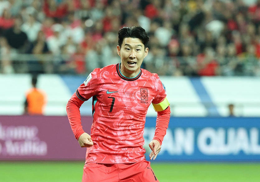 Новини спорту - Нападник лондонського Тоттенгема увійшов до списку інтересів Лос-Анджелеса