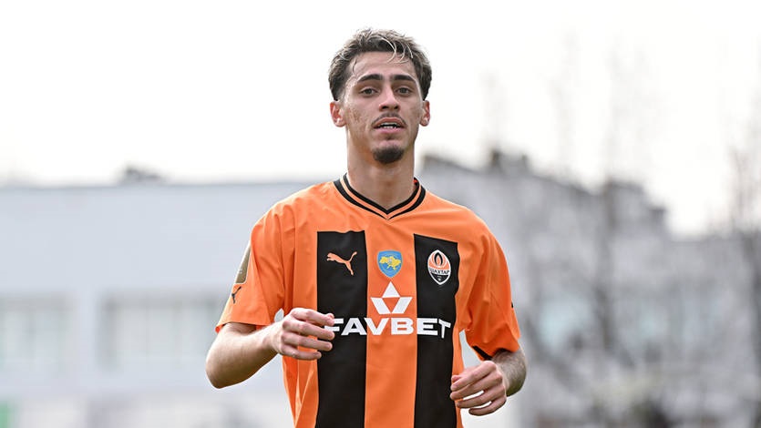 Новини спорту - Німецький клуб активно працює над переходом хавбека Шахтаря