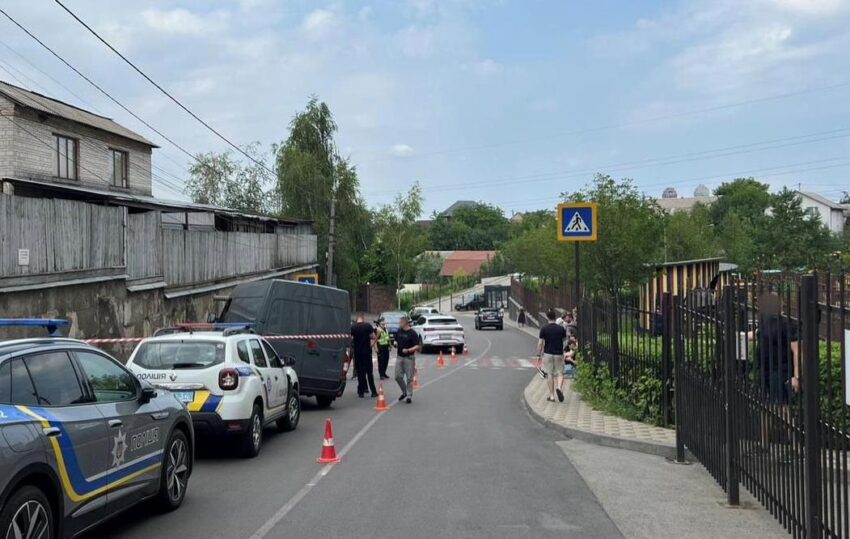 Новини України - Під Києвом машина покотилась на хлопчика: дитина померла