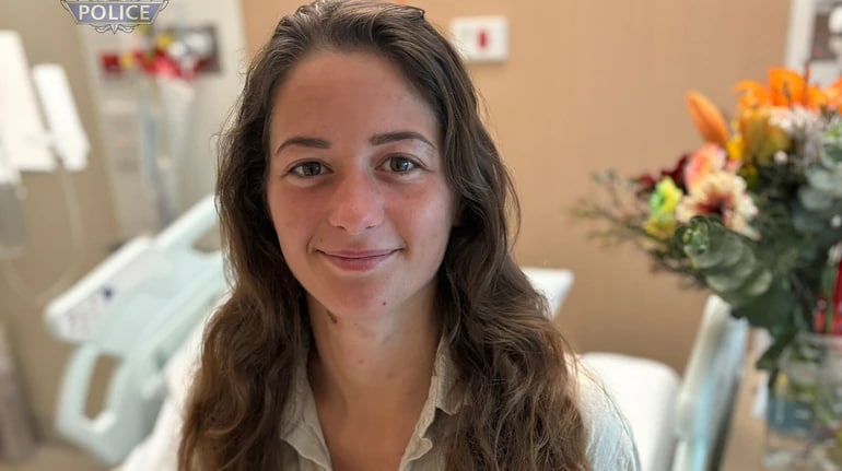 Новини світу - Пила з калюжі. Дівчина з Німеччини вижила серед дикої природи Австралії