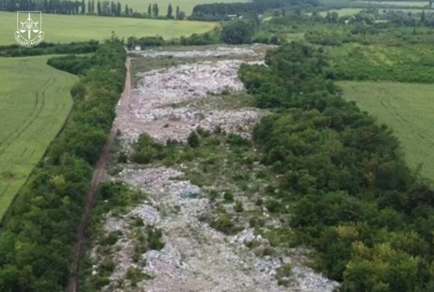Новини України - Посадовцям загрожує ув&rsquo;язнення за сміттєзвалище на Київщині