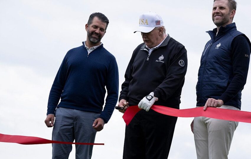 Новини світу - Трамп провів церемонію відкриття поля для гольфу в Шотландії