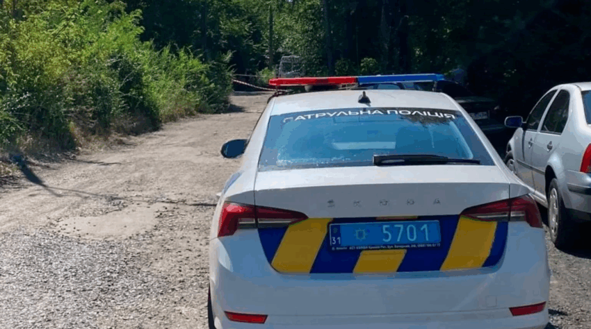 Новини України - У Кривому Розі чоловік ударив викруткою поліцейського та працівника ТЦК