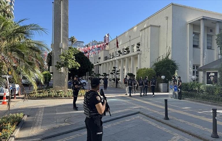 Новини світу - У Туреччині затримали мерів трьох міст