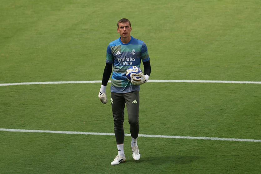 Новини спорту - Відомий іспанський гранд має намір підписати українського голкіпера