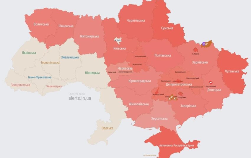 Новини України - Ворог з артилерії вдарив по Херсону