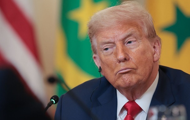 Новини світу - ЗМІ: Трамп уперше розглядає нову фіндопомогу Києву