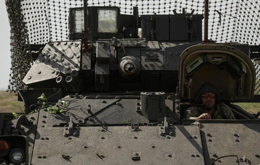 Новини України - ЗСУ відбивають штурми на 12 напрямках - Генштаб