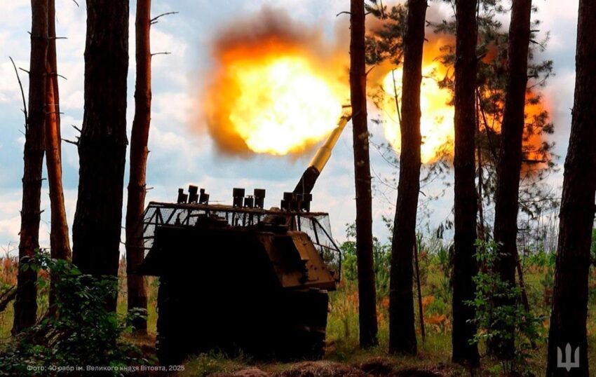 Новини України - ЗСУ відбивають штурми росіян на 11 напрямках