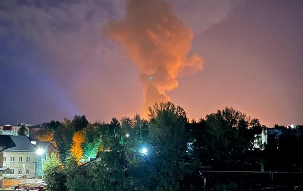 Новини України - Генштаб підтвердив удар по Саратовському НПЗ