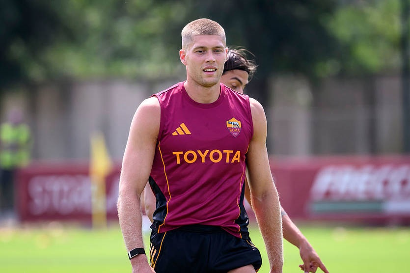 Новини спорту - Наполі розглядає Довбика як один з варіантів на позицію форварда