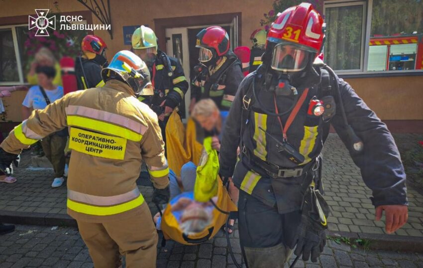 Новини України - Під Львовом сталася пожежа в пансіонаті для літніх людей