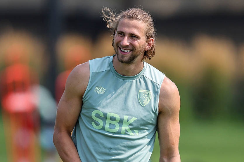 Новини спорту - Ребров розповів, що думає про можливий перехід Забарного в ПСЖ