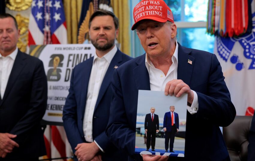 Новини світу - Трамп похвалився фото з Путіним