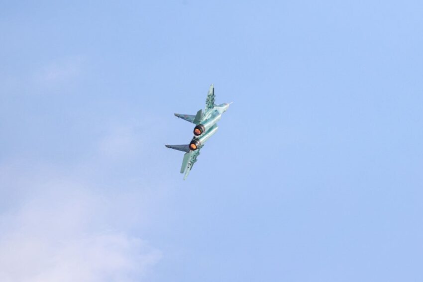 Новини світу - Азербайджан спорядив Україні МіГ-29 - ЗМІ