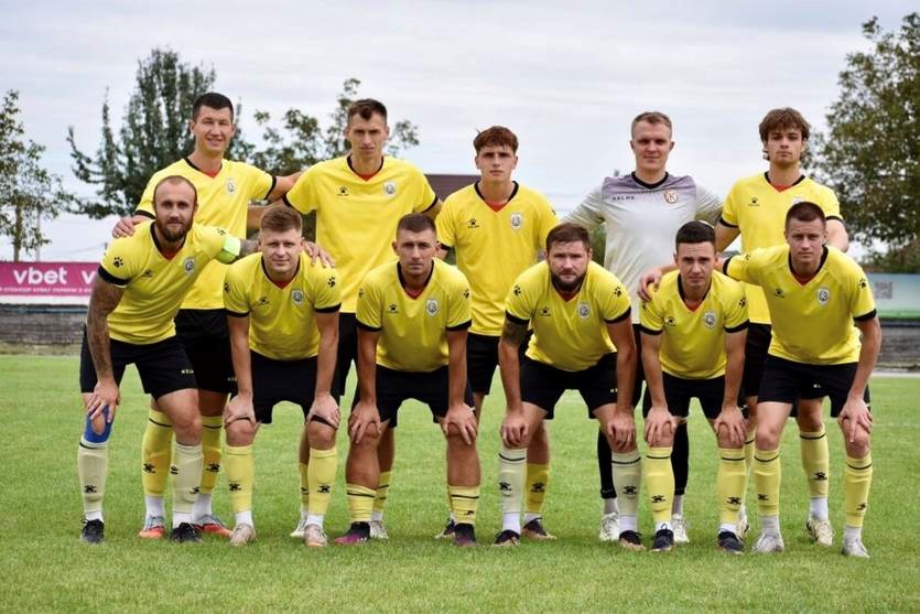 Новини спорту - Футболістам-аматорам перенесли матч через весілля гравця