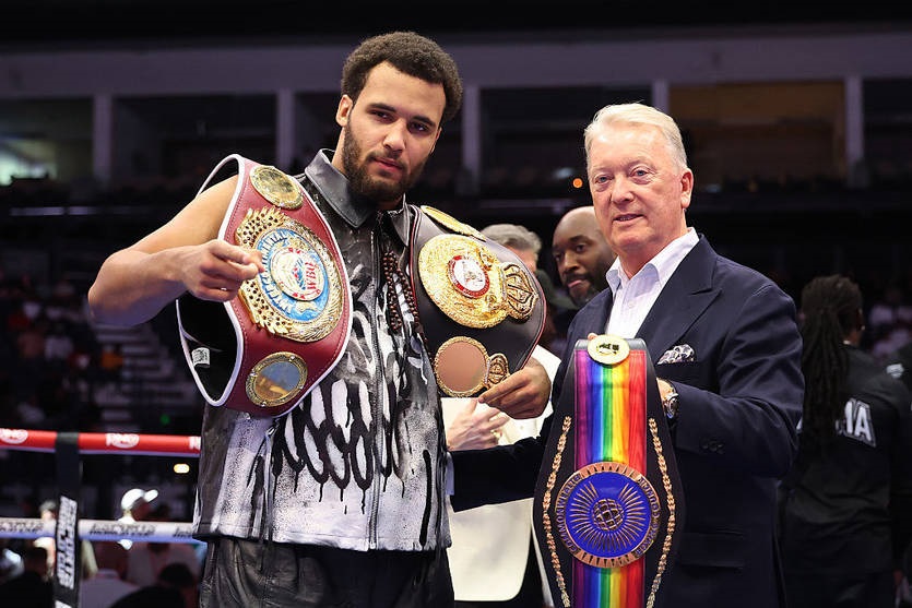 Новини спорту - Команда Ітауми обирає між двома іменами для наступного бою