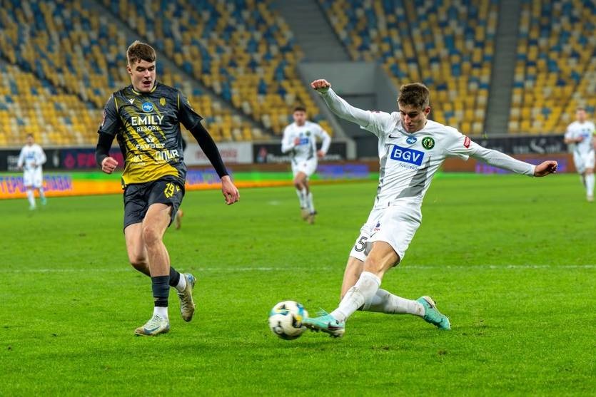 Новини спорту - Полісся дало слабину: поєдинок з Рухом програно в боротьбі за Кубок України