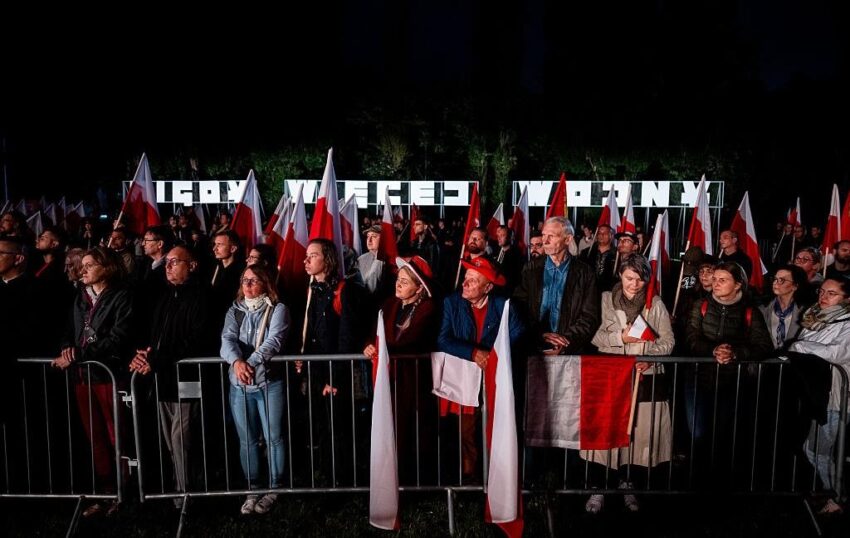 Новини України - Понад 50% поляків проти підтримання вступу України до НАТО