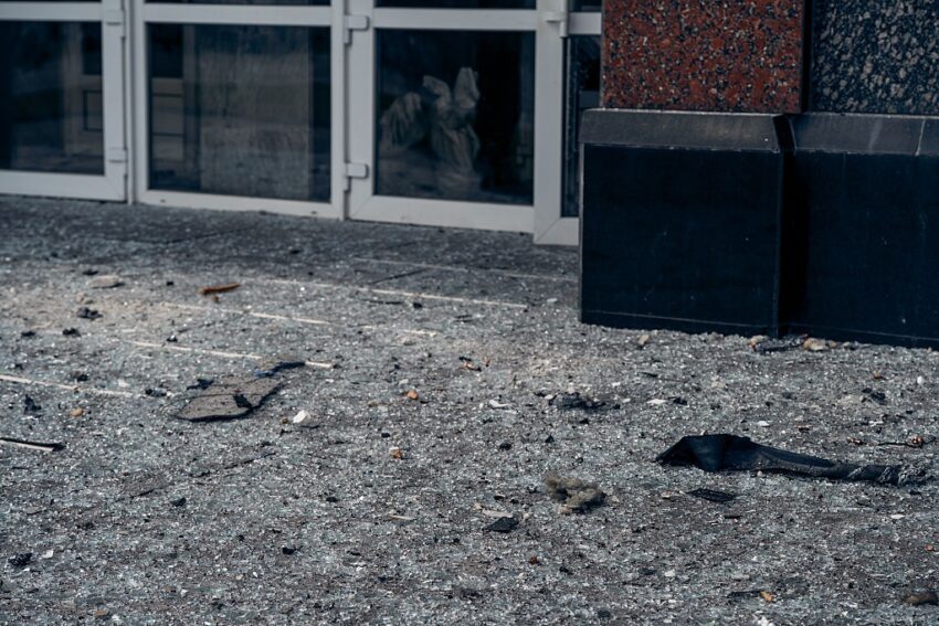 Новини України - Росіяни вдарили Молнією по центру Сум