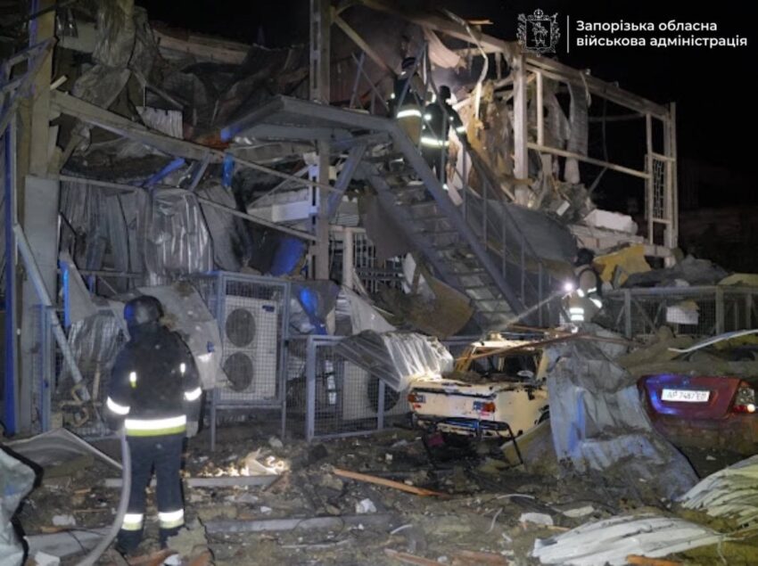 Новини України - У Запоріжжі два влучання, тисячі людей без світла