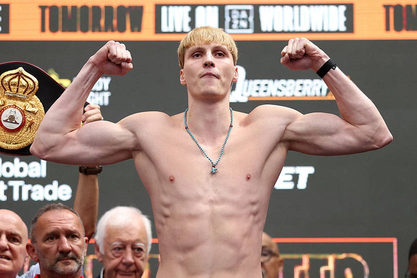 Новини спорту - Український боксер Даніель Лапін скасував свій бій з британцем через травму