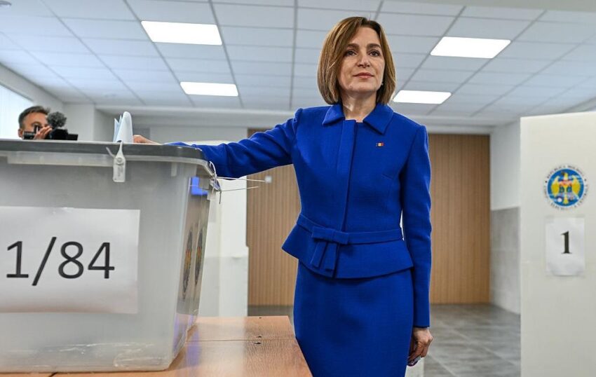 Новини України - Зеленський привітав Санду з перемогою на виборах у парламент