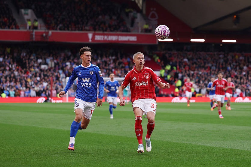 Новини спорту - Зінченко провів четвертий матч за Ноттінгем Форест, а його команда програла