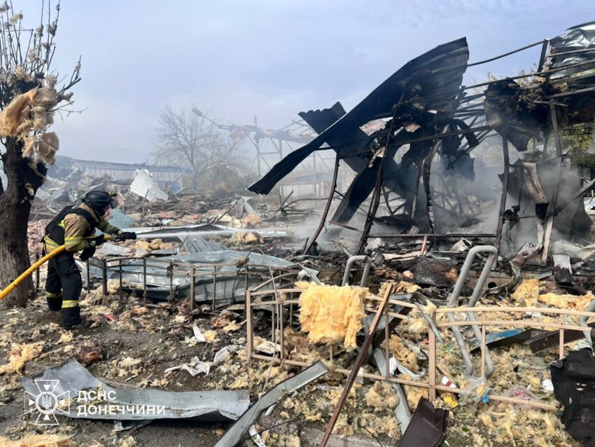 Новини України - Російські дрони вбили жінку та пошкодили церкву у Костянтинівці