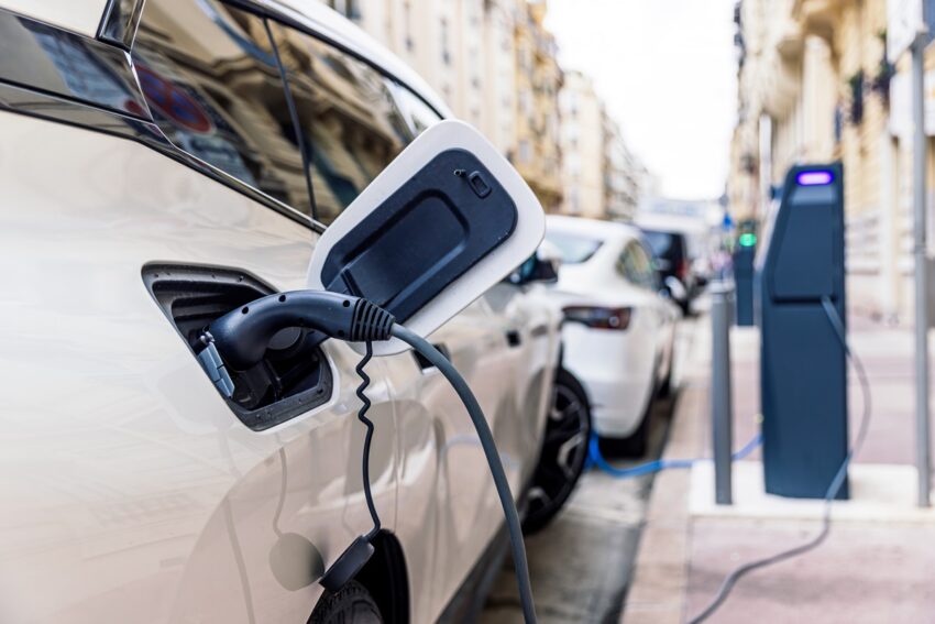 Авто новини - Світові продажі електромобілів сягнули рекорду у 2,1 млн у вересні