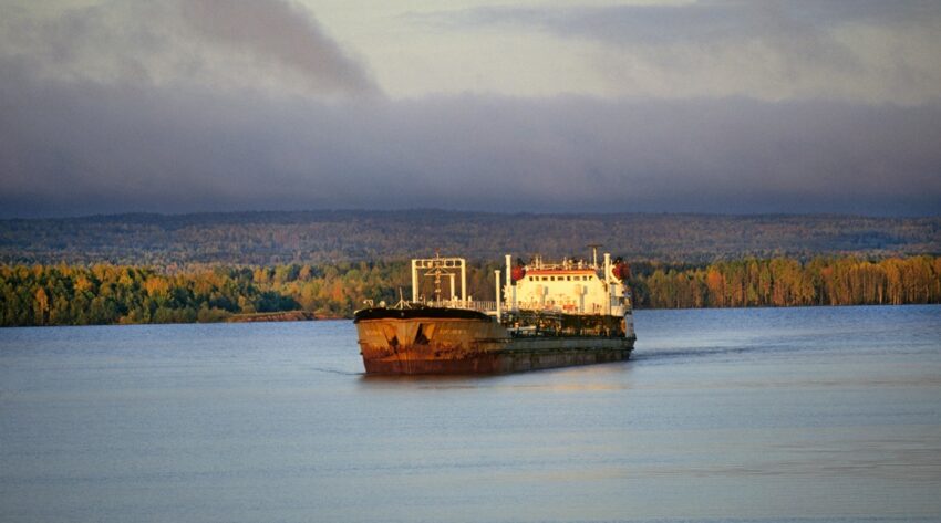 Новини бізнесу - Ціна російської нафти впала нижче $50 за барель