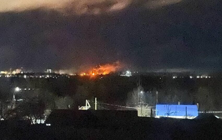 Новини світу - У РФ палає НПЗ і хімзавод &ndash; соцмережі