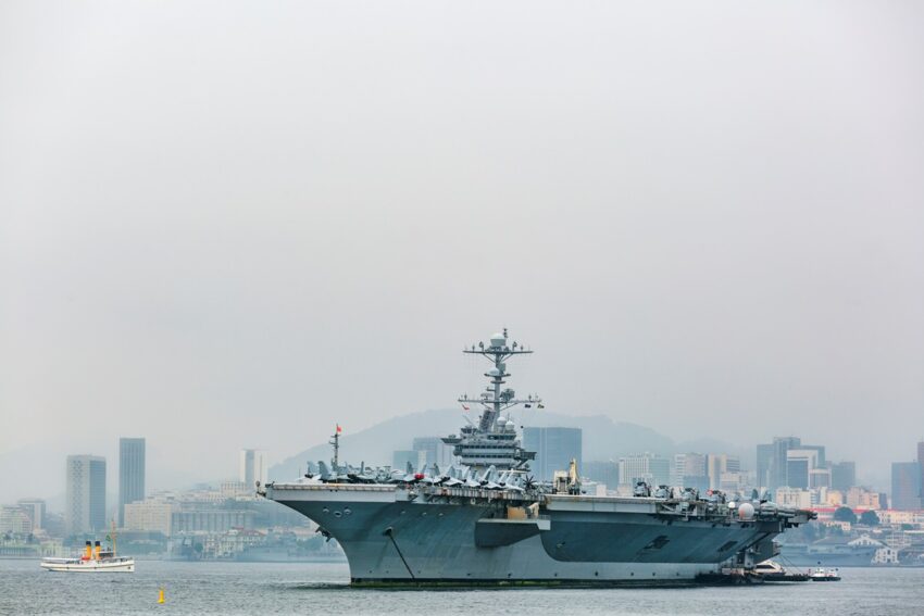 Новини світу - США направили атомний авіаносець до Південної Кореї
