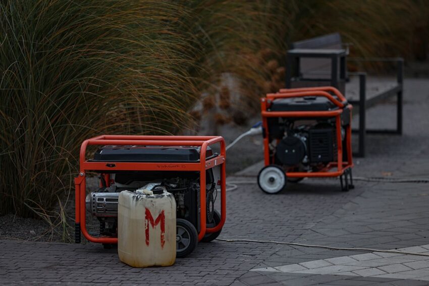 Новини України - Світла буде ще менше: важкий стан енергосистеми