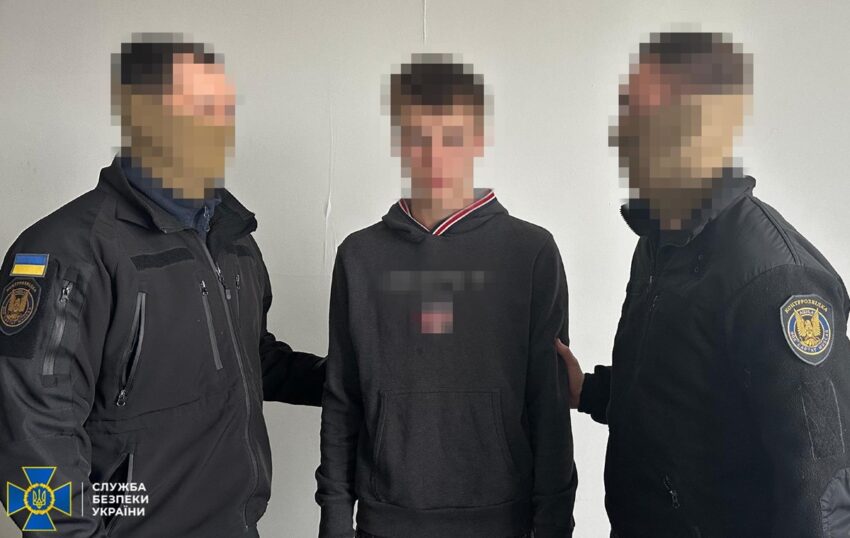 Новини України - У Дніпрі 16-річний підліток вчинив подвійний теракт